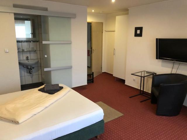 Hotel Saarland 레바흐 외부 사진
