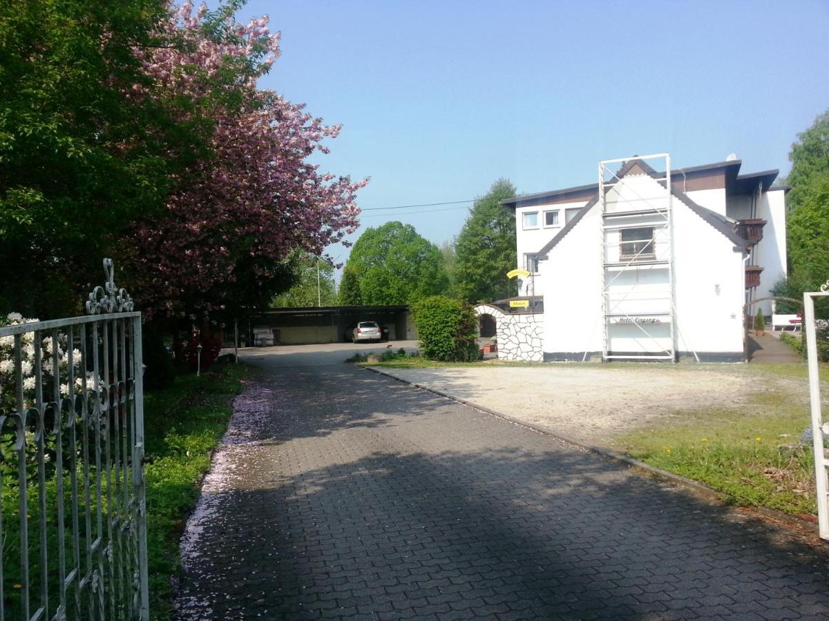 Hotel Saarland 레바흐 외부 사진