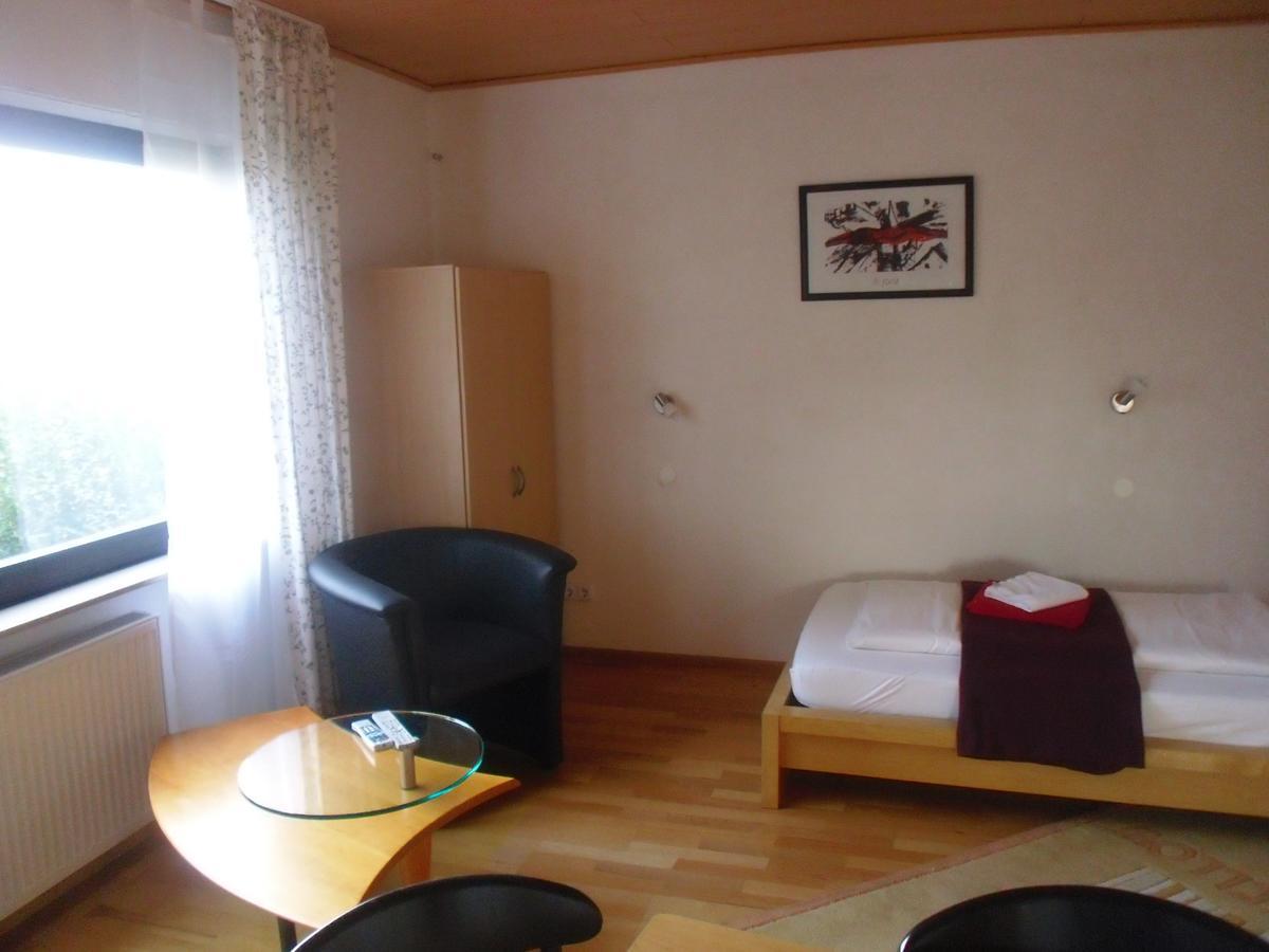 Hotel Saarland 레바흐 객실 사진