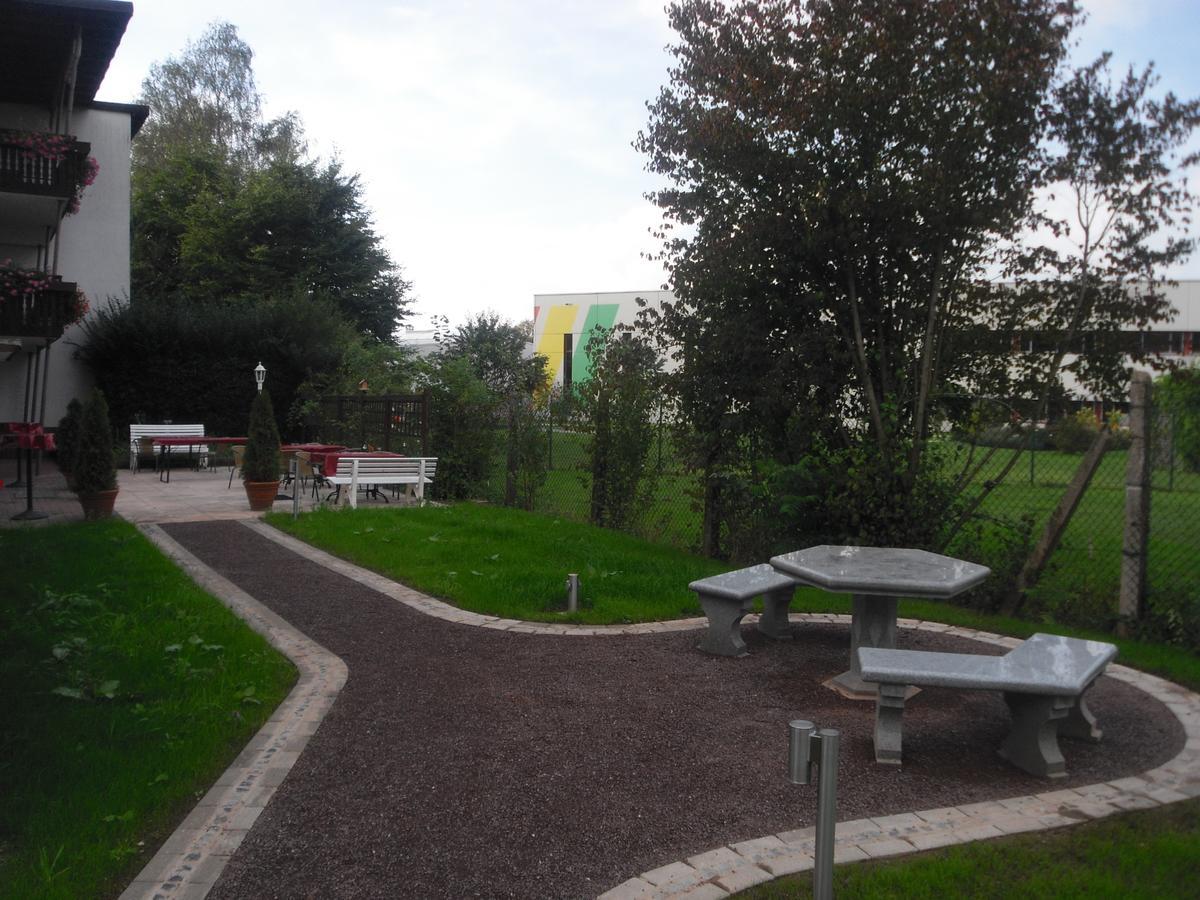 Hotel Saarland 레바흐 외부 사진