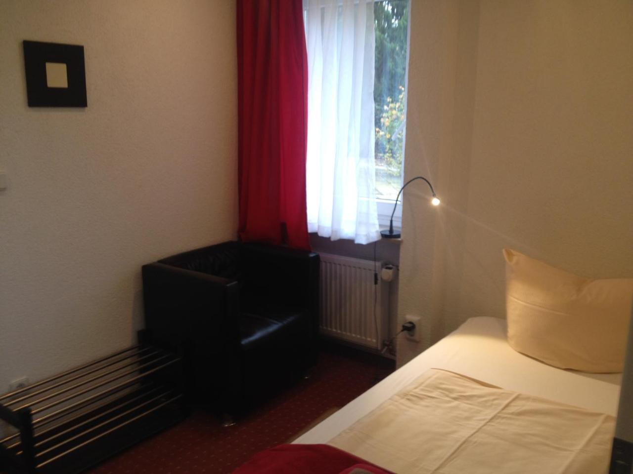 Hotel Saarland 레바흐 외부 사진