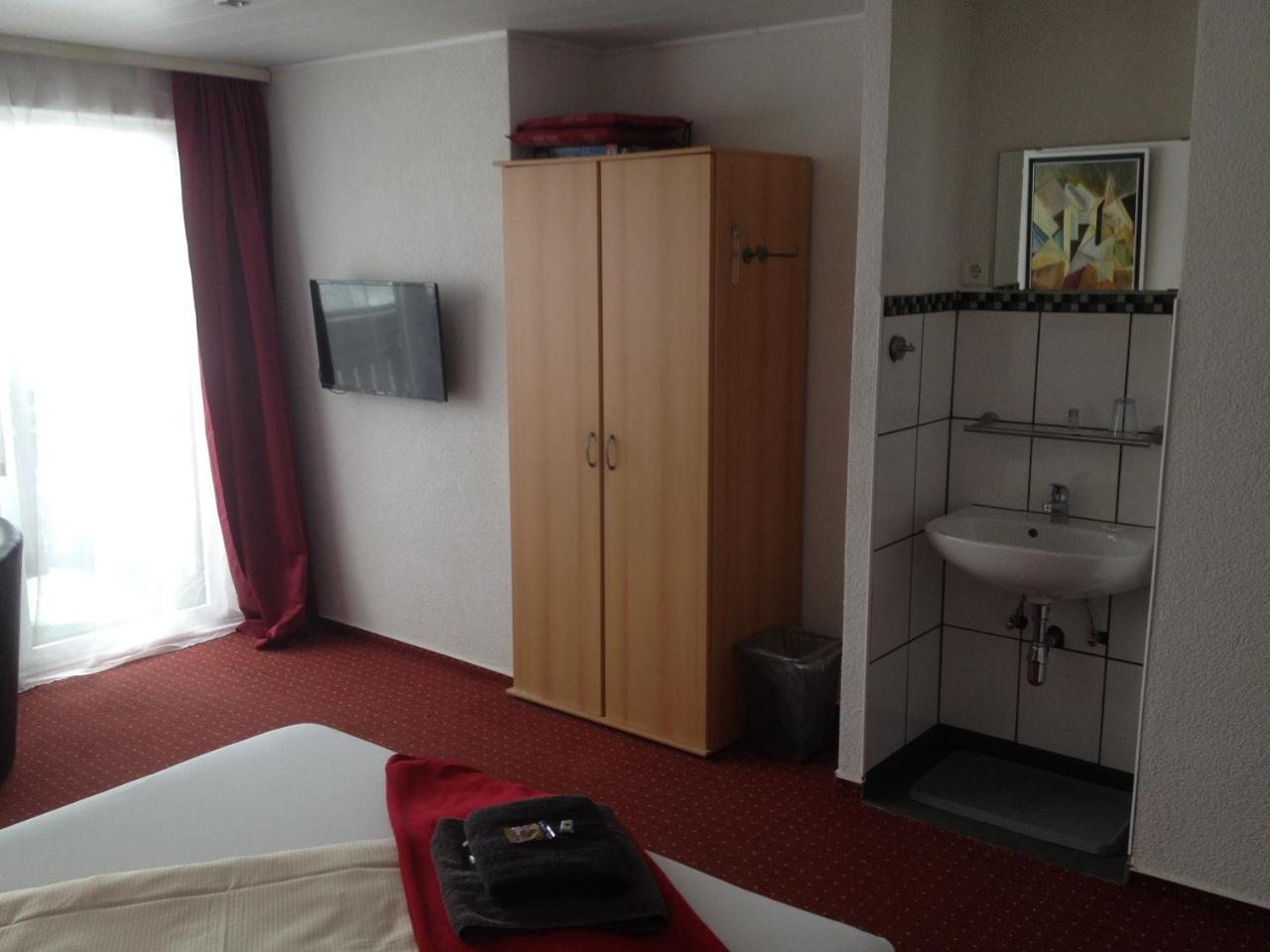 Hotel Saarland 레바흐 외부 사진