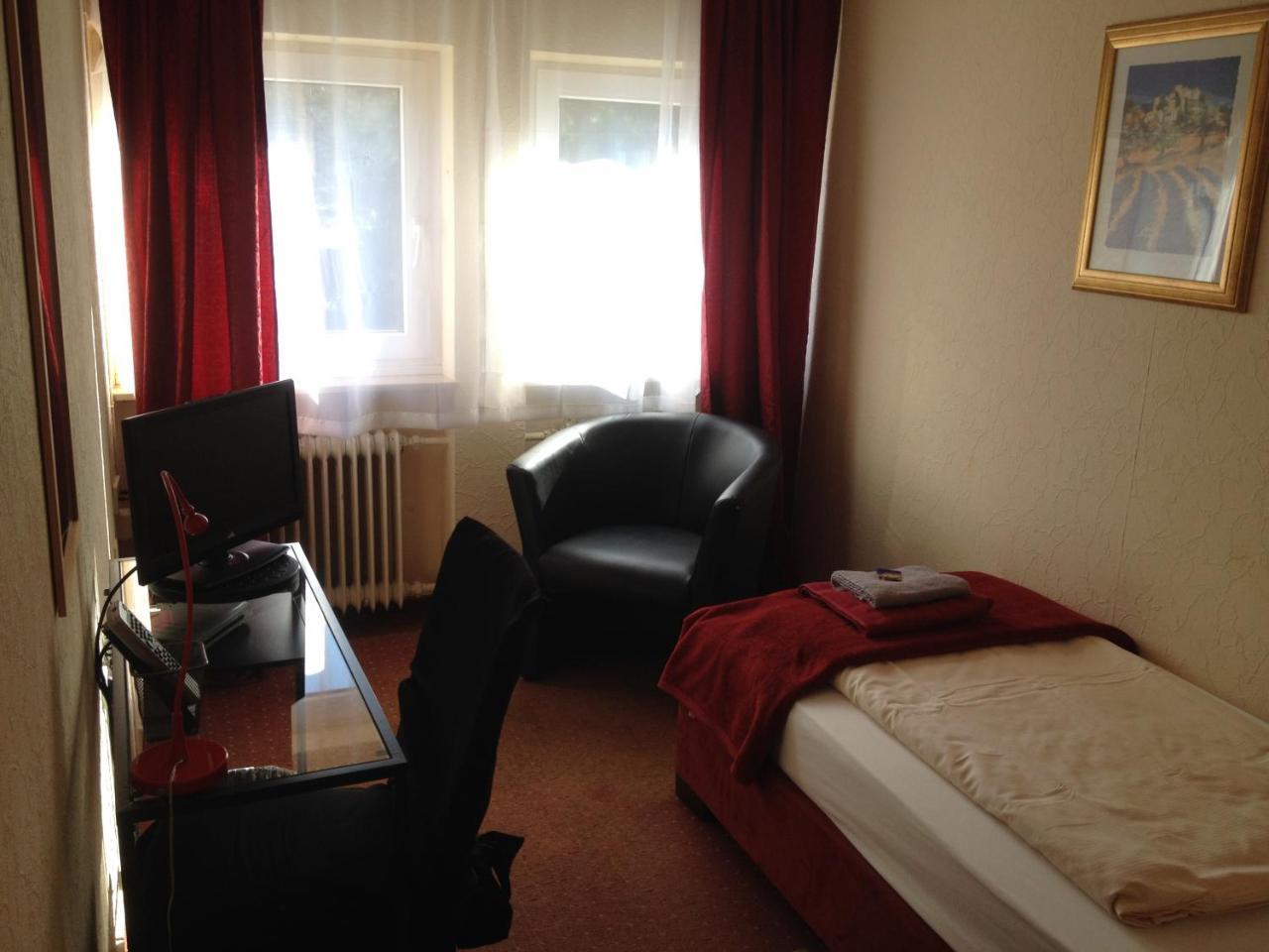 Hotel Saarland 레바흐 외부 사진